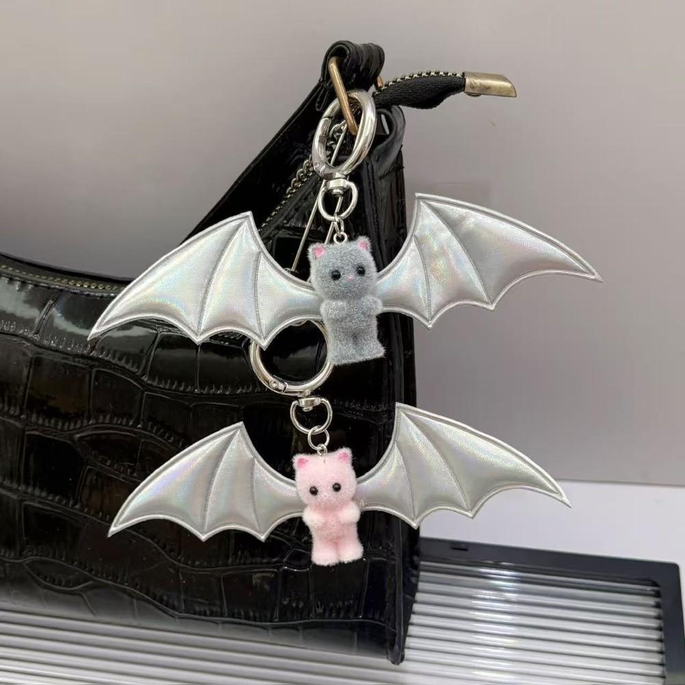 Süße Beflockte Bärenpuppe Schlüsselanhänger Haufenbeschichtung Tasche Anhänger Mode Fledermaus Bär Schlüsselanhänger Rucksack Dekor