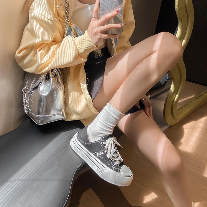 Fashion Autumn Women's Vulcanize Shoes Round Toe Flat Shoes for Women Lace-up Platform Sneakers Outdoor Classic Youth Low Top Sneakers