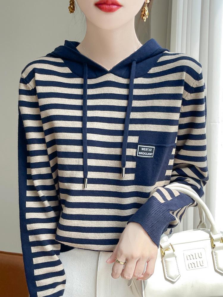 

Women s Color Block Striped Hooded Knit Pullover Sweater M (95-110 Jin)