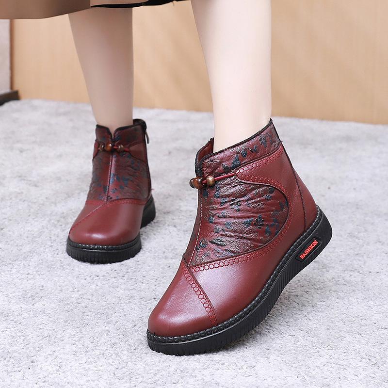 Cotton shoes women's winter models, old Beijing velvet thickened middle-aged and elderly mother shoes, waterproof, non-slip and warm snow boots