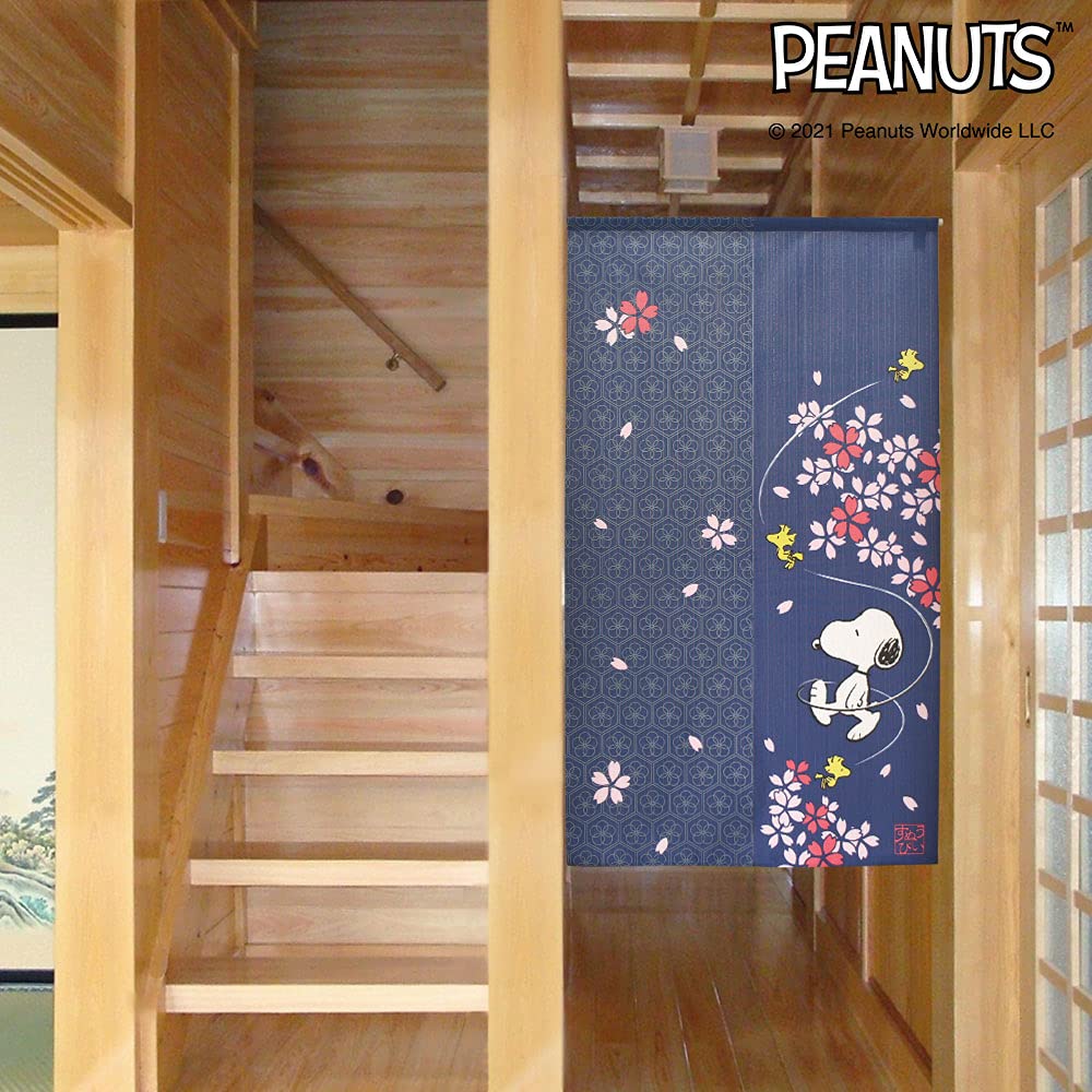 Noren Kobo Snoopy Goods Noren Curtain Room Divider Cherry Blossom SNOOPY PEANUTS Width 85cm Length 150cm 11410