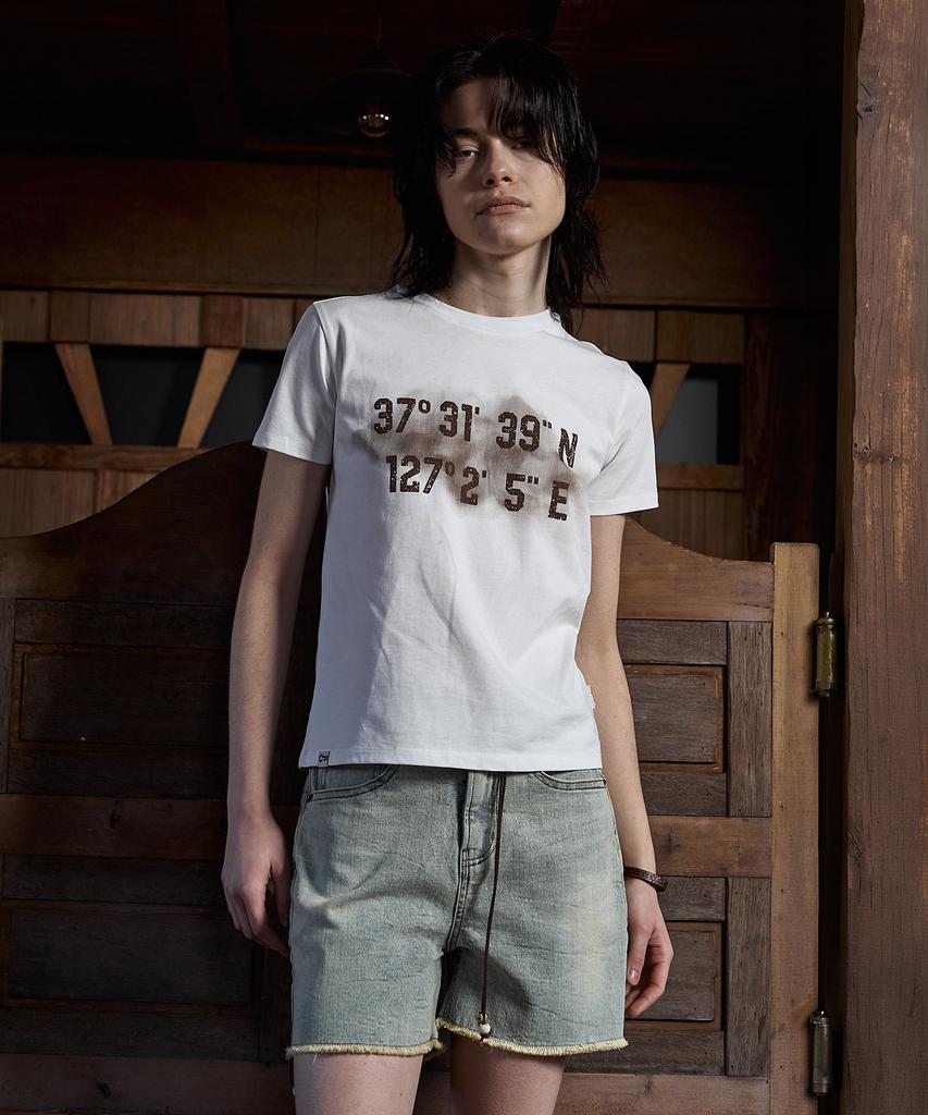 MAGOODGAN Lydia 3624 Notation Standard Fit Off-White Short Sleeve Tee