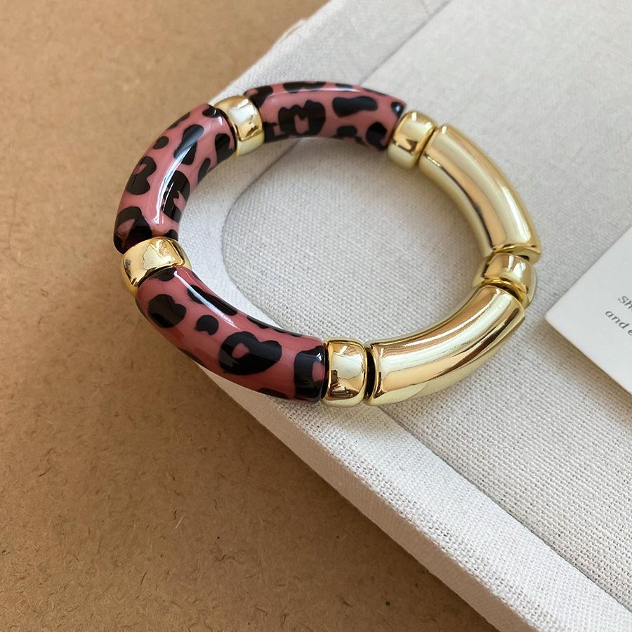 Акриловый мраморный браслет с бусинами - Модный нишевый стиль высокого класса 2025