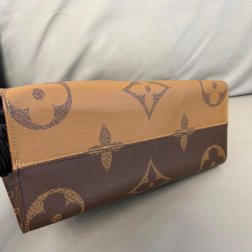 [Pre-Owned] Louis Vuitton Onthego MM 'Brown Giant Monogram/Brown Monogram Reverse Canvas' - Very Good #8PEVEW