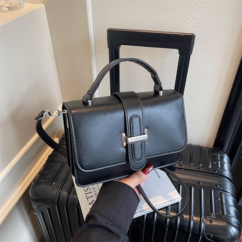 

Solid color simple popular fashion texture casual portable shoulder underarm crossbody small square bag woman