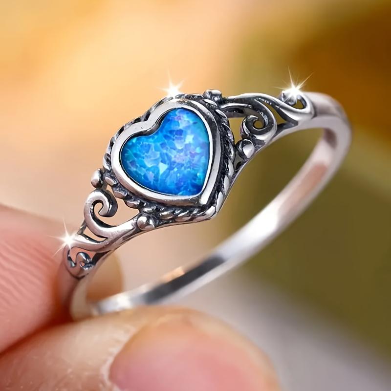 Vintage Exquisite Blue Heart-shaped Ring Suitable for All Seasons, Women's Party Jewelry Accessories