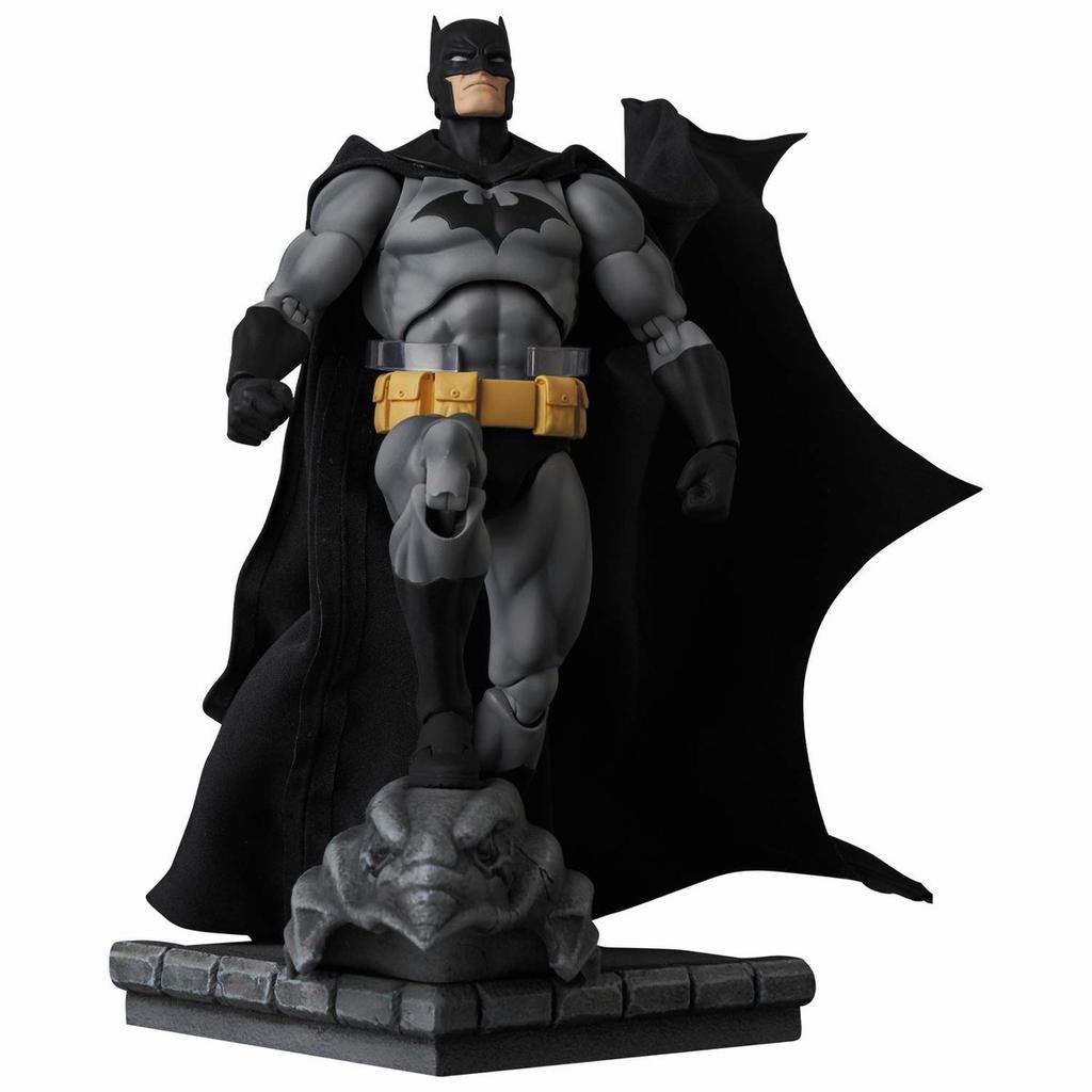 Toys Batman Figure Mafex Action Figures Justice League Hush Figurine The Dark Knight Collection Toy CT DC 126 gifts Poseable Articulated Scale