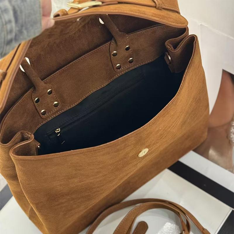 Winter Designer Feminine Bag with Matte Suede Belt Buckle Versatile Shoulder Bag Female Displacement Work Bag