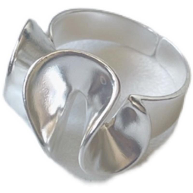 Stylish Minimalist Open Adjustable Copper Ring With Unique Geometric Petal Design