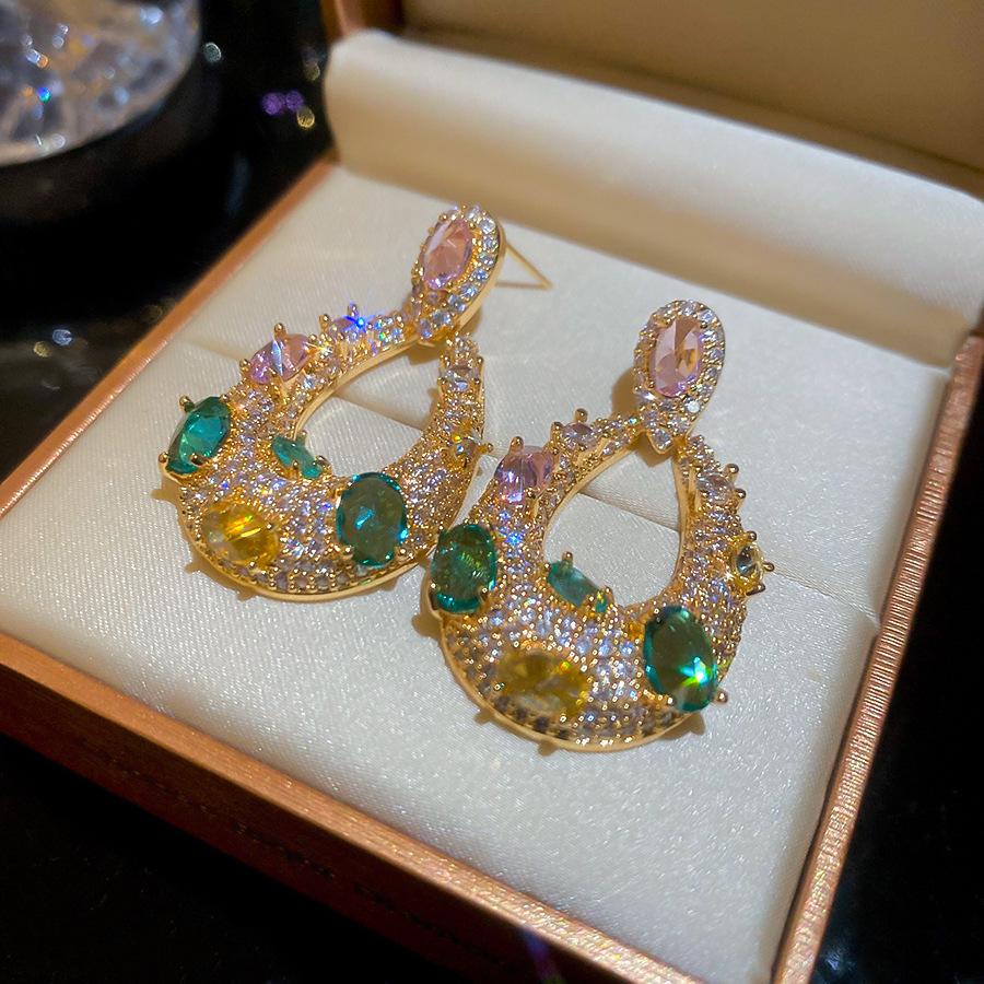 Silver needle zircon water drop stud earrings, court style retro temperament earrings, earrings.