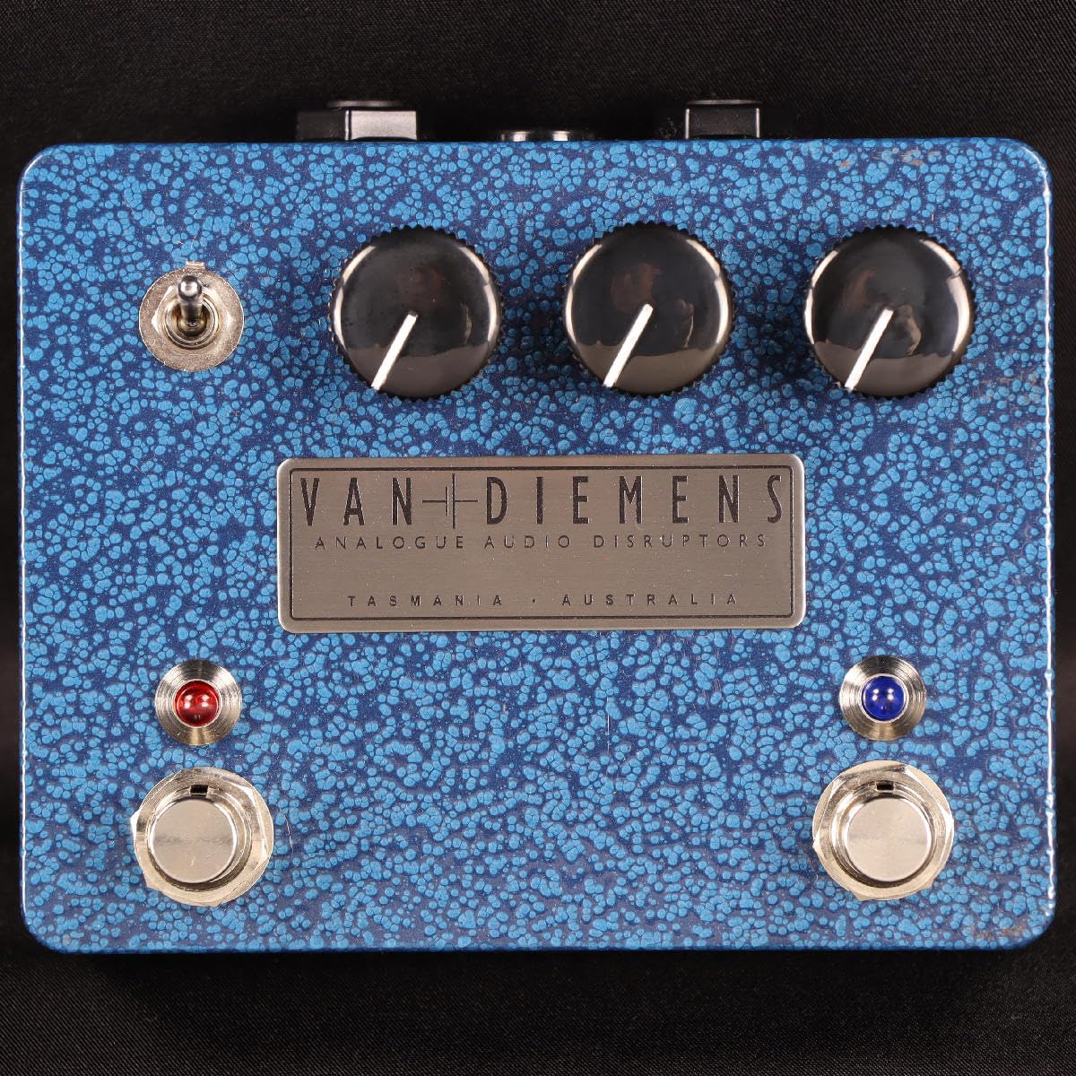 

Van Diemens Analogue Audio Fuzz Disruptors/Okines