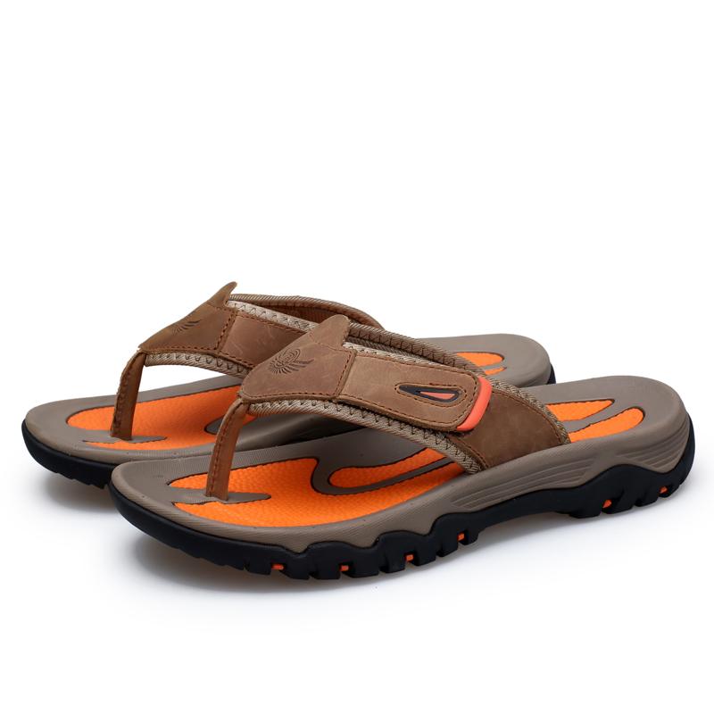 New Summer Men's Breathable Slippers Luxury Men Beach Sandals Classics Genuine Leather Male Slippers Outdoor Men's Flip Flops