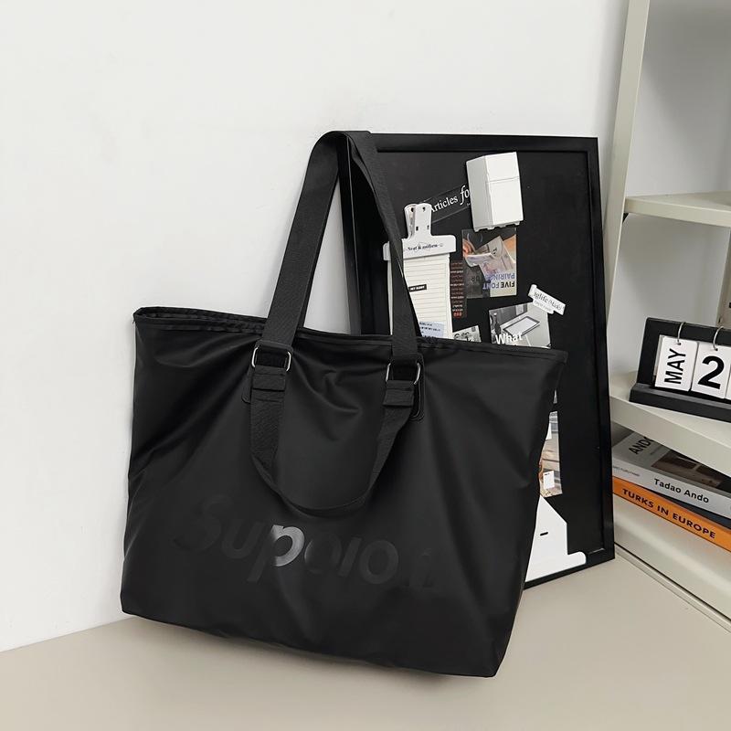 Korean Version of Large-capacity Travel Bag Women's Fashion Short-distance Outing Handbag Women's Storage Yoga Fitness Bag