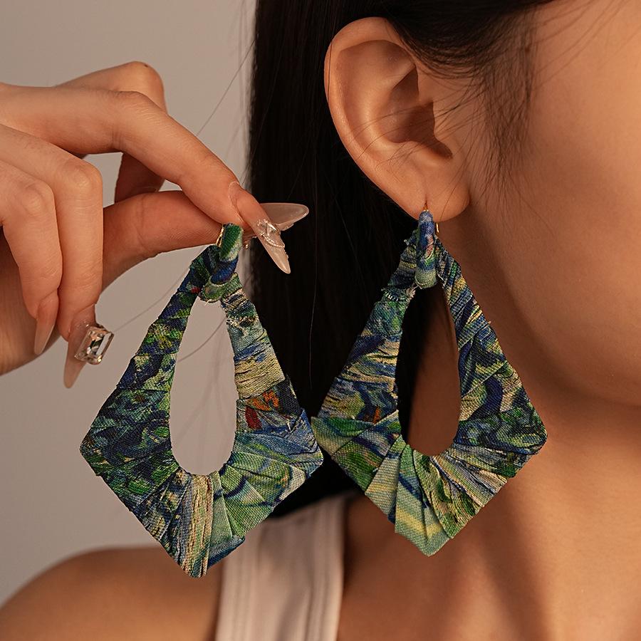 Exaggerated Contrasting Color Fabric Wrapped with Irregular Geometric Earrings, Elegant High-end Earrings for Women