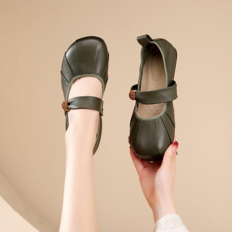 The first layer of soft cowhide soft sole bag head women's shoes retro shallow mouth single shoes new non-slip casual and comfortable grandma shoes