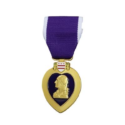 United States Purple Hearts Medals Lapel Pin Militarys Medals Pin Badge Honors Respect for the Brave Decorative Badge