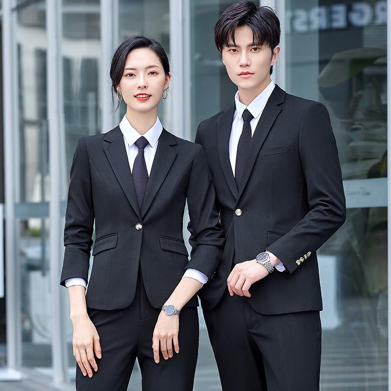 Универсальный деловой костюм-тройка с эластичной елочкой 48