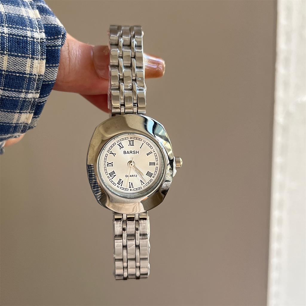 Fashion Medieval Small Gold Watch Watch Femininity Simple Steel Belt Roman Chain