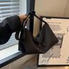 Versatile Shoulder Hobos Bag Large Capacity Trend Lady Travel Shopper Bag Casual Nylon Crossbody Bag for Women Leisure