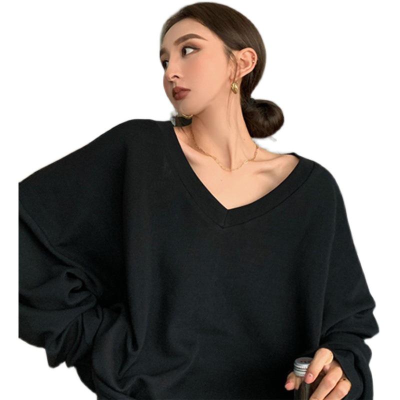 

Women s Plus Size V-Neck Long Sleeve Loose Base Layer Top for Autumn/Winter M чорний