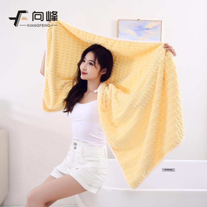 

Towels New thin coral fleece bath towels in summer Soft absorbent bath towels Household men s and women s enlarged bath towels 70*140cm рожевий