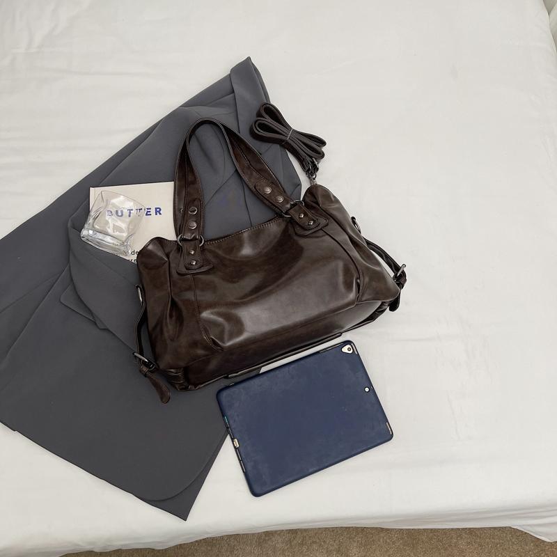 1 Piece Women's Pure Color PU Retro Large Capacity Shoulder Tote Bag