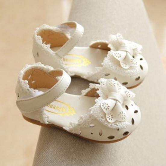 1 Pair Girl Sandals Sweet Bow Knot Soft Hollow-out Design Children Shoes for Summer
