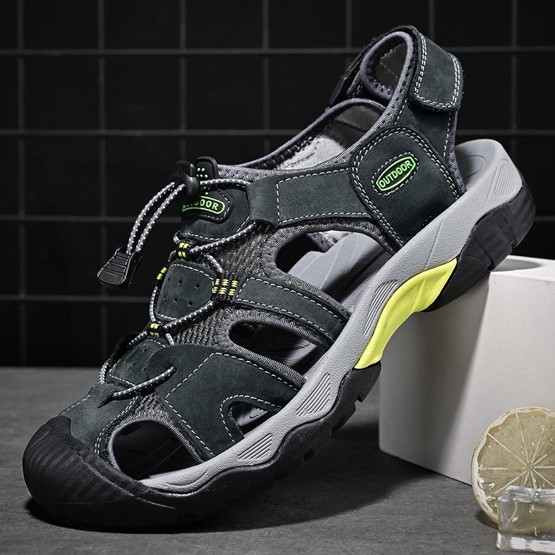 2025 large size baotou casual men's beach leather sandals summer outdoor breathable traceability leather men's sandals
