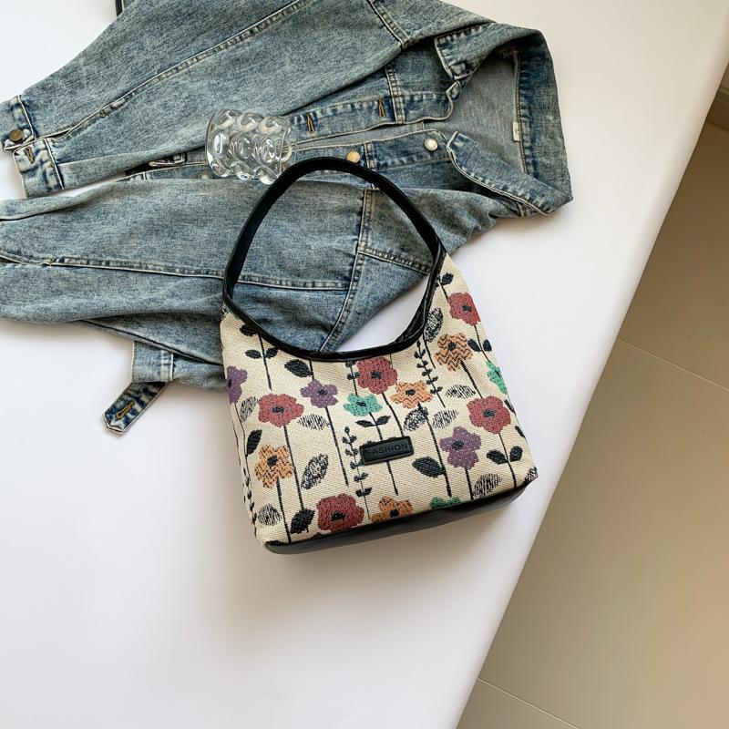 

2024 новая корейская версия большой вместительной сумки на одно плечо для женщин, популярная сумка для отдыха и поездок на работу, повседневная простая сумка-тоут для женщин чёрный