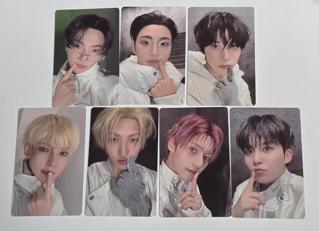 ATEEZ Light Stick Photocard (excluding Yama)