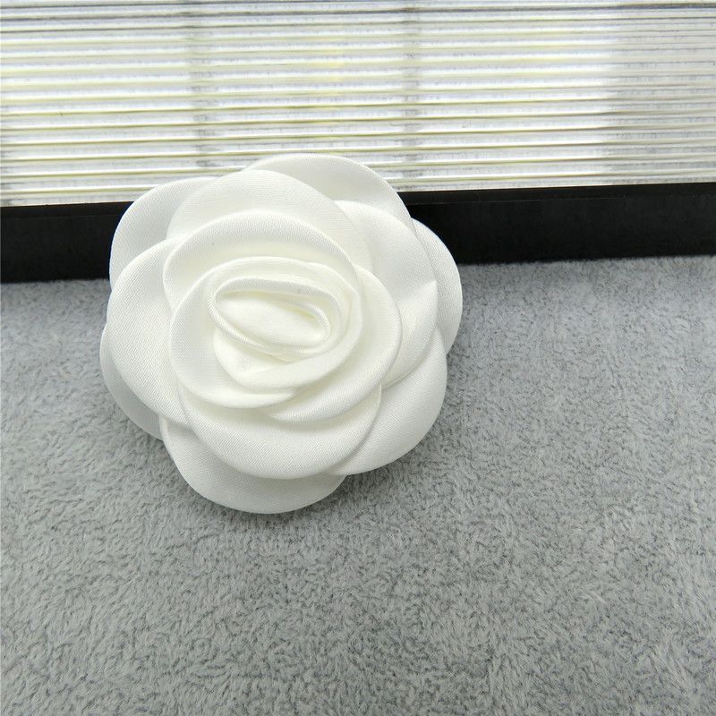 

High-Grade Rose Camellia Corsage Brooch Women White Flower Pin Blazers Coat Pin Accessories Milky White 6.5cm