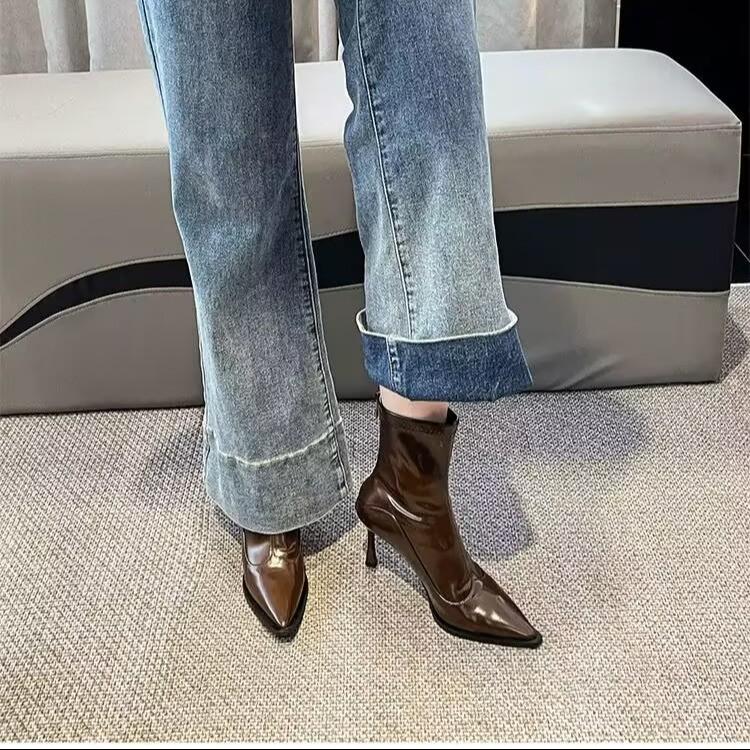 Leather High-Top Long Boots for Women Wine Red Pointed Toe Slip on Botas Largas De Mujer Kitten Low Heels Mature