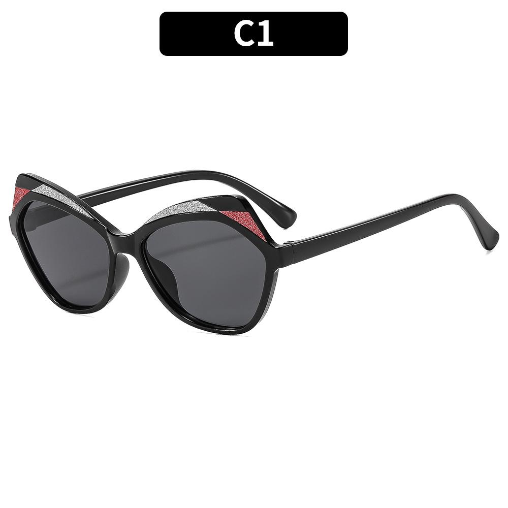 1pc Versatile Oversized Cat-eye Sunglasses for Children; Stylish Outdoor Sun-protection Shades for Little Ones.