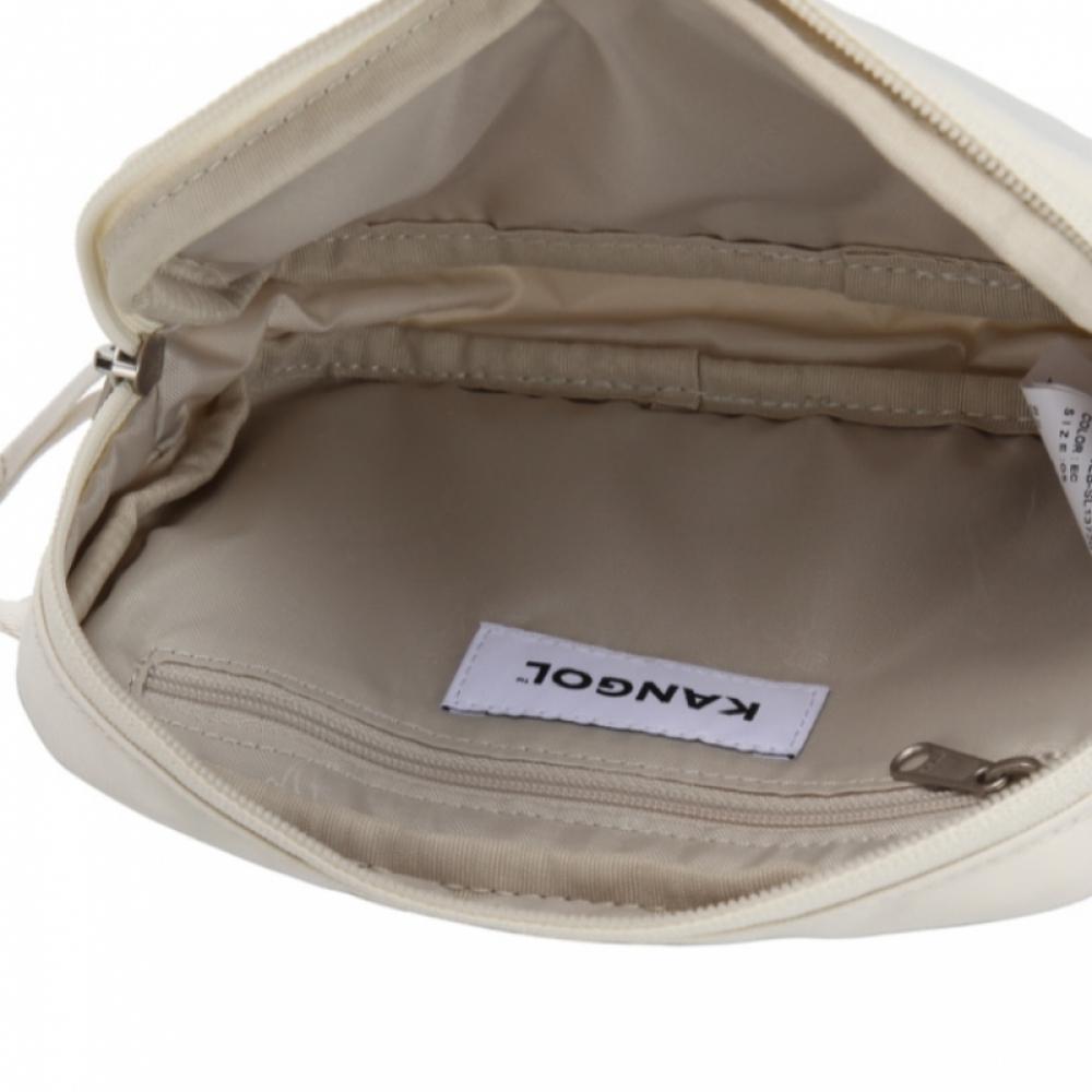 Kangol Easy Travel Sling Bag 1372 Ecru