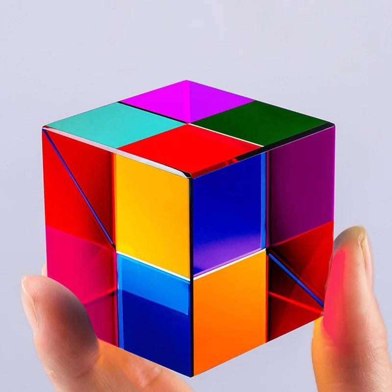 Miniatury Stolní figurky Rubik Cube K9 Barevné Křišťálové kostky Ornamenty Moderní obývací pokoj Originální kreativní sochy Domácí dekorace Řemesla