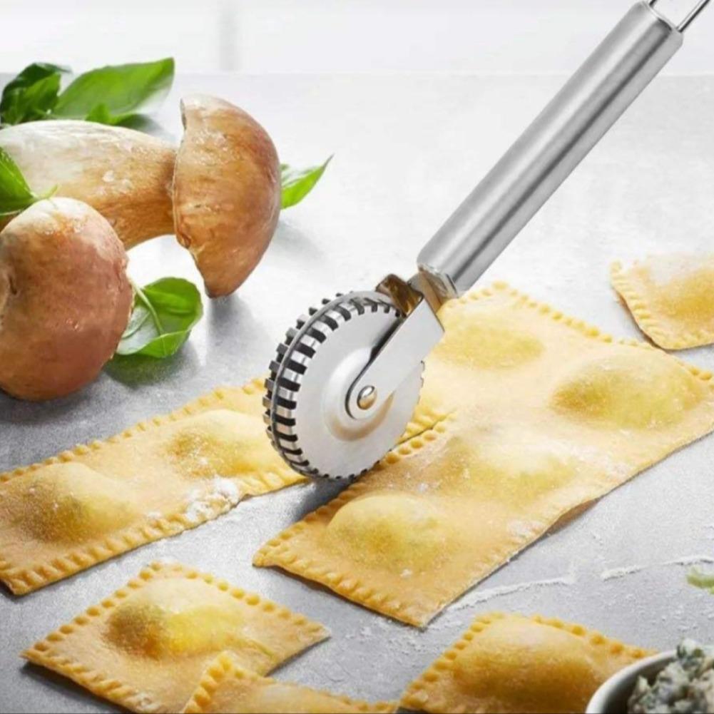 1pcs Stainless Steel Roller Embossing Pastry Wheel Cutter Decorative Edge Tool Kitchen Baking Dough Pizza Dumpling Accessory