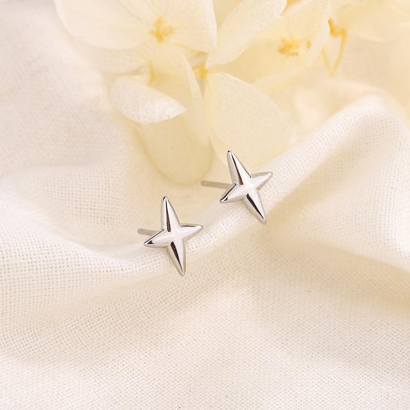 Minimalistische Vierpuntige Ster Oorknopjes Voor Vrouwen Kleine Hypoallergene Oorpiercing Sieraden Simpel En Trendy