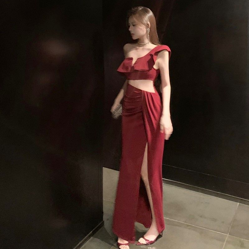 Nuovo Elegante e Sexy Abito da Sera Lungo Asimmetrico a Vita Alta Monospalla con Spacco per Socialite, Adatto per Cene Formali e Abiti da Cocktail