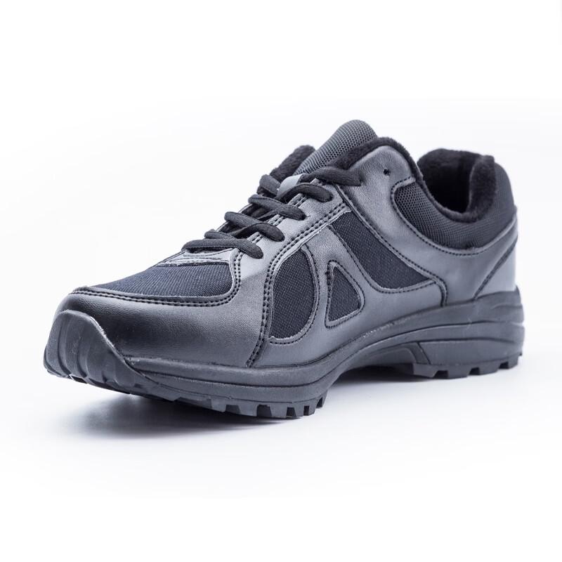 Zhenzhanhu XF-16ZXD Winter Fleece-Lined Training Shoes 42