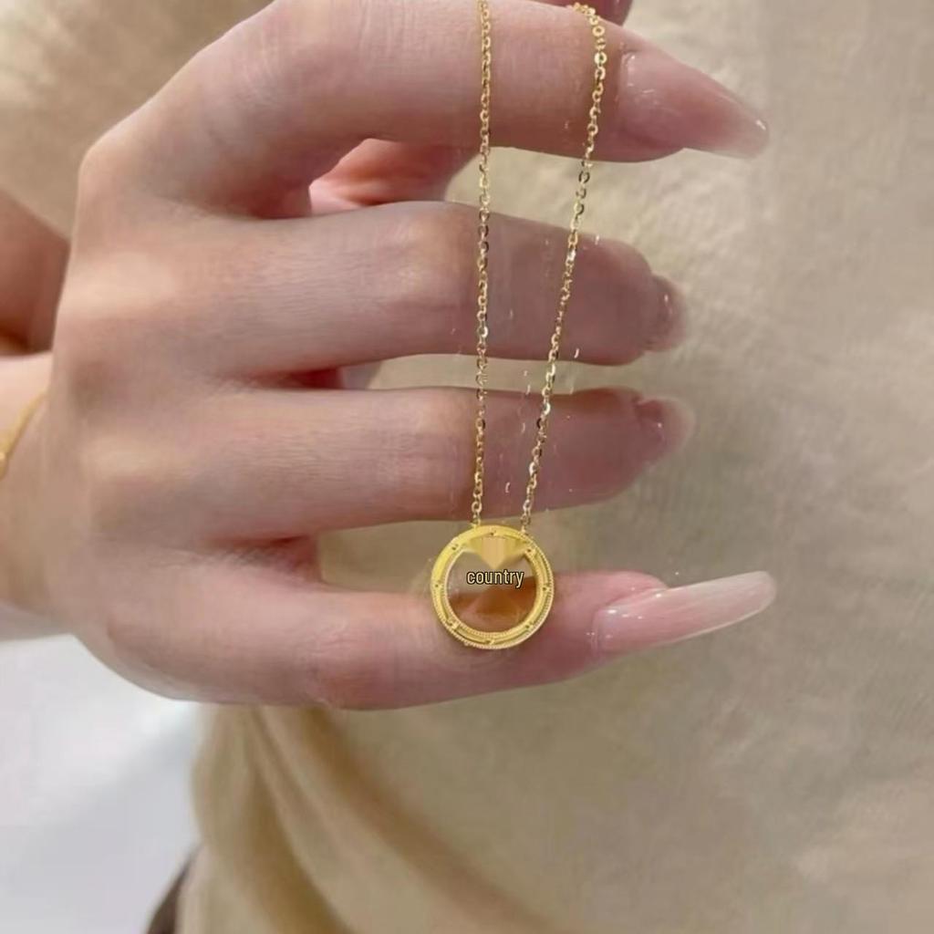 New Year Lucky Slim Waist Golden Fish Scale Pendant with Eye