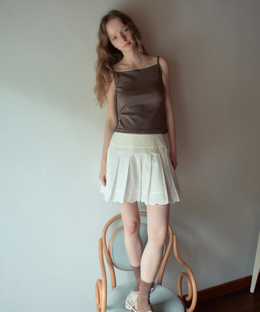 Aueonoseuteljia Deli Lace Sleeveless T-Shirt_Brown(Ob6Tp08)