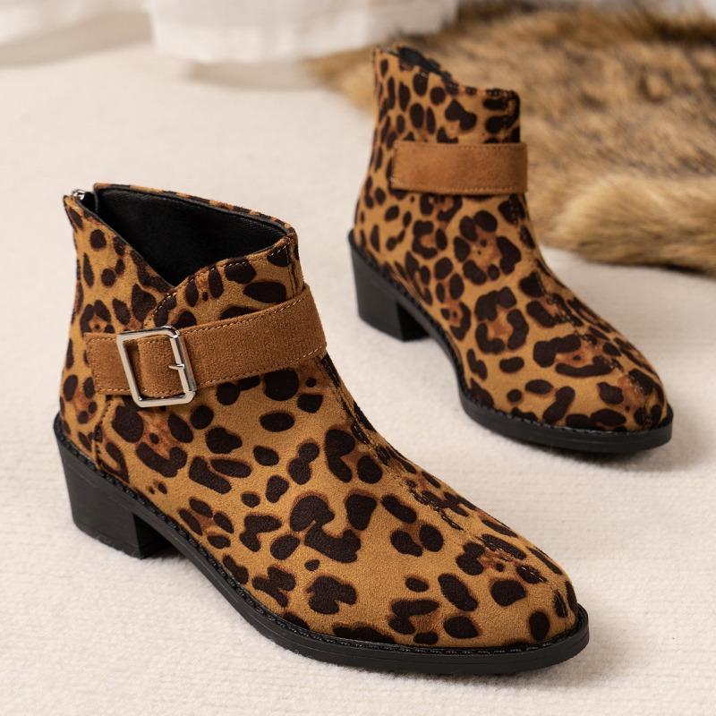 Large Size Thick Heel Martin Boots Women's Autumn and Winter New Decorative Buckle Strap Trendy Suede Thin Short Boots