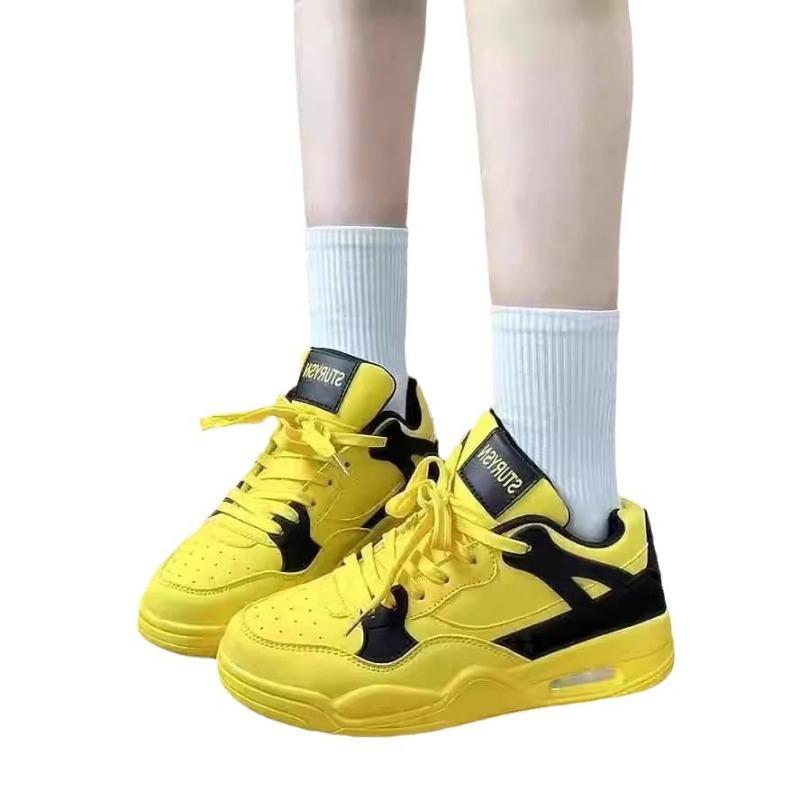 Thick-soled Lightweight Air Cushion Running Shoes Women's Tide Autumn New Versatile Sports and Leisure Board Shoes