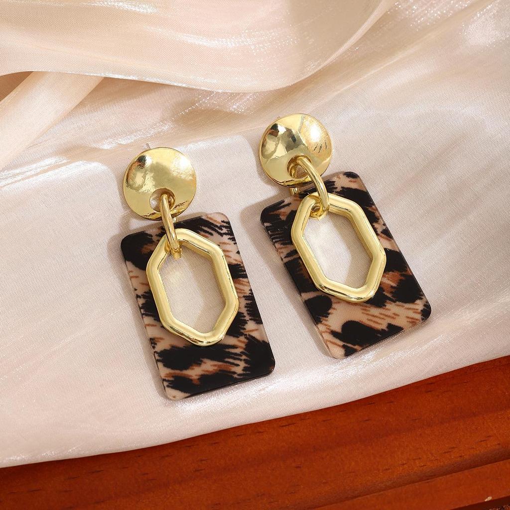 Silver Needle Geometric Leopard Print Earrings - Trendy Retro Studs for Women