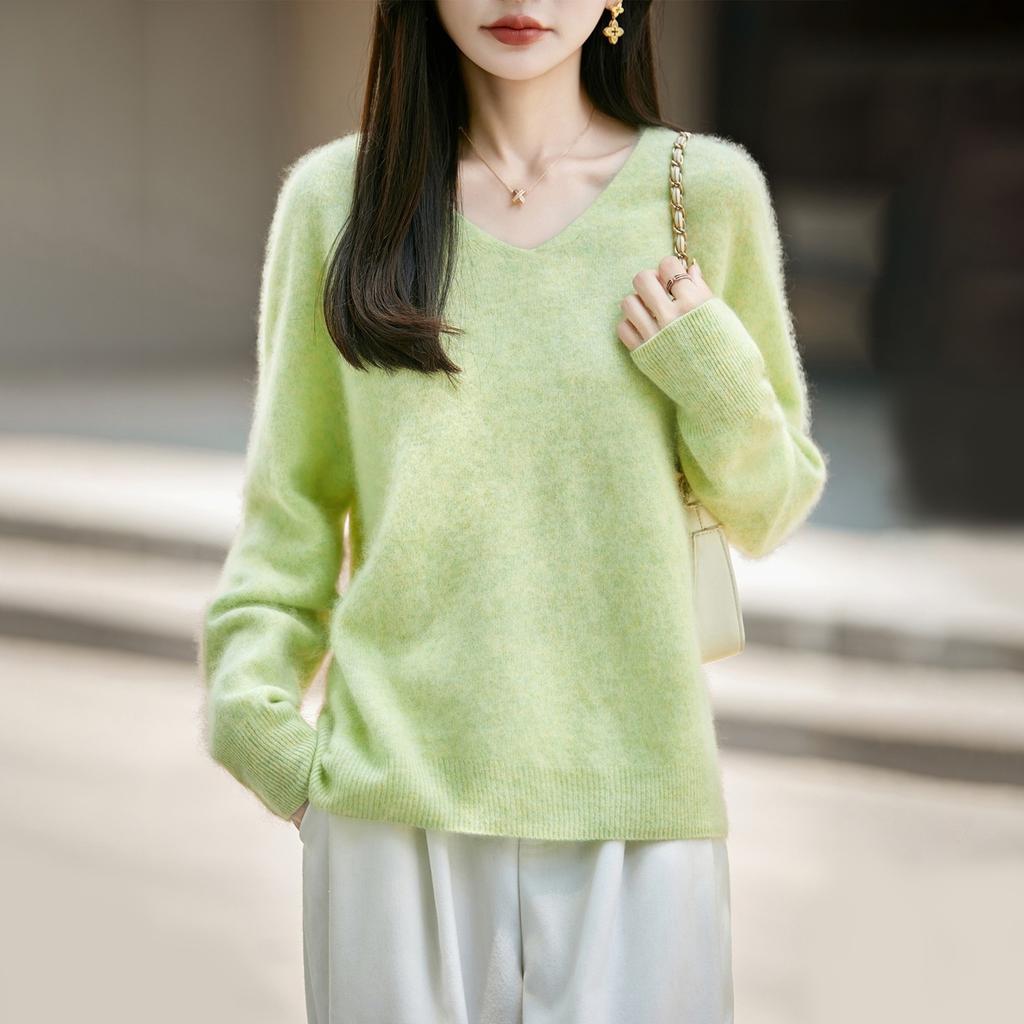 Seamless Brushed Knitted Wool Sweater for Women with V-neck, Loose Fit, Long-sleeved Top