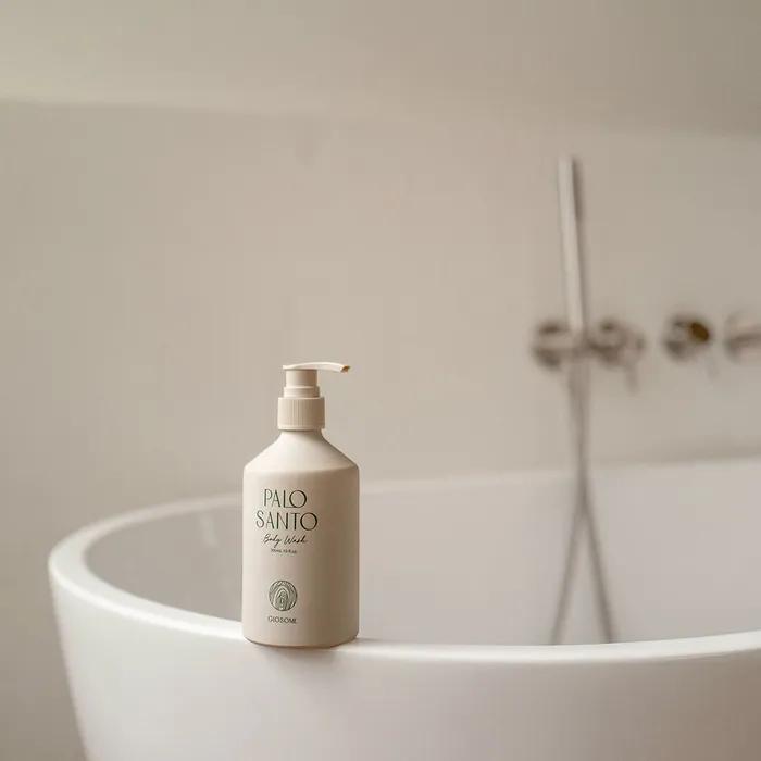 Glossome Palo Santo Duschgel