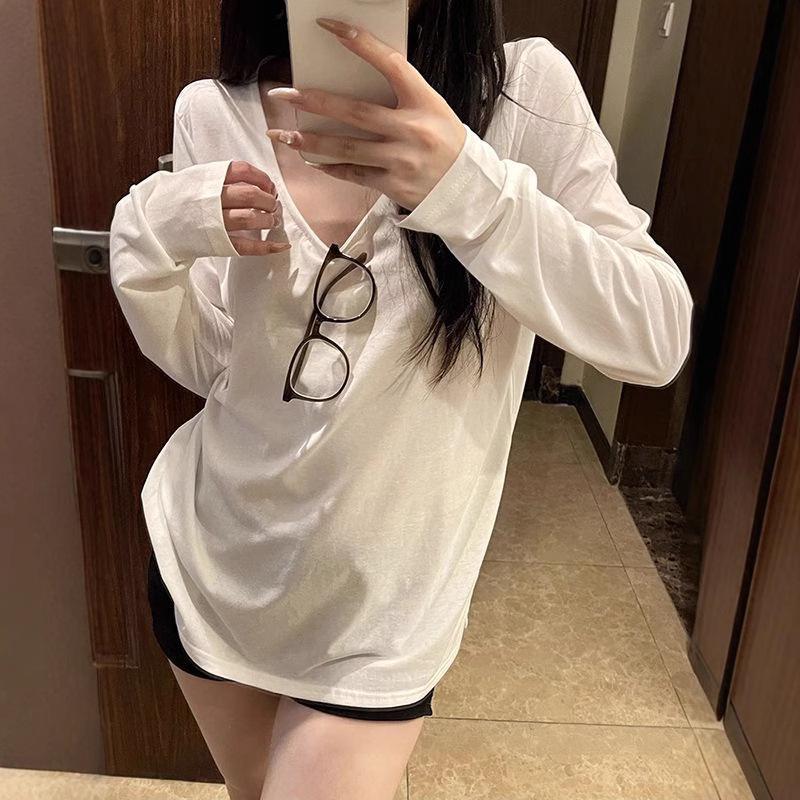 

Women s Relaxed Fit Pure Cotton U-Neck Long-Sleeve T-Shirt M