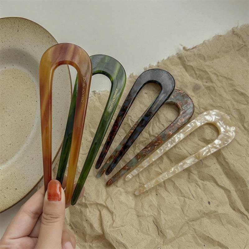 Elegant U-Shaped Acetate Hairpin for Women - High-End, Classic Large Hair Stick for Updos, Modern Design