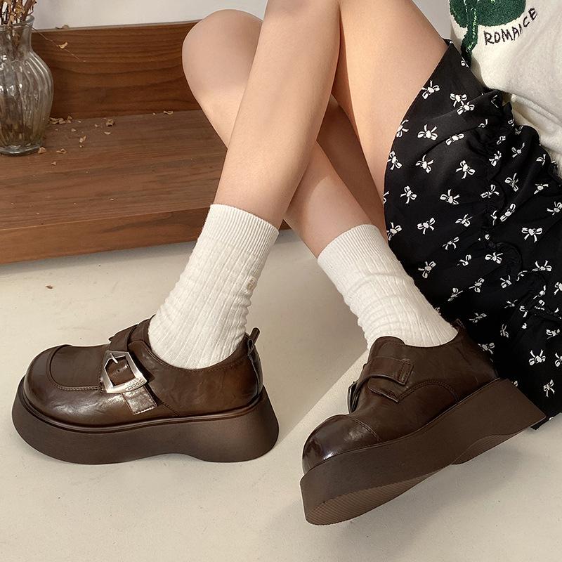 

Женские туфли на платформе 2025 весна новинка британский стиль квадратная пряжка лодочки с глубоким вырезом туфли на маффиновом каблуке туфли с большой головкой лоферы 40 темно-коричневого