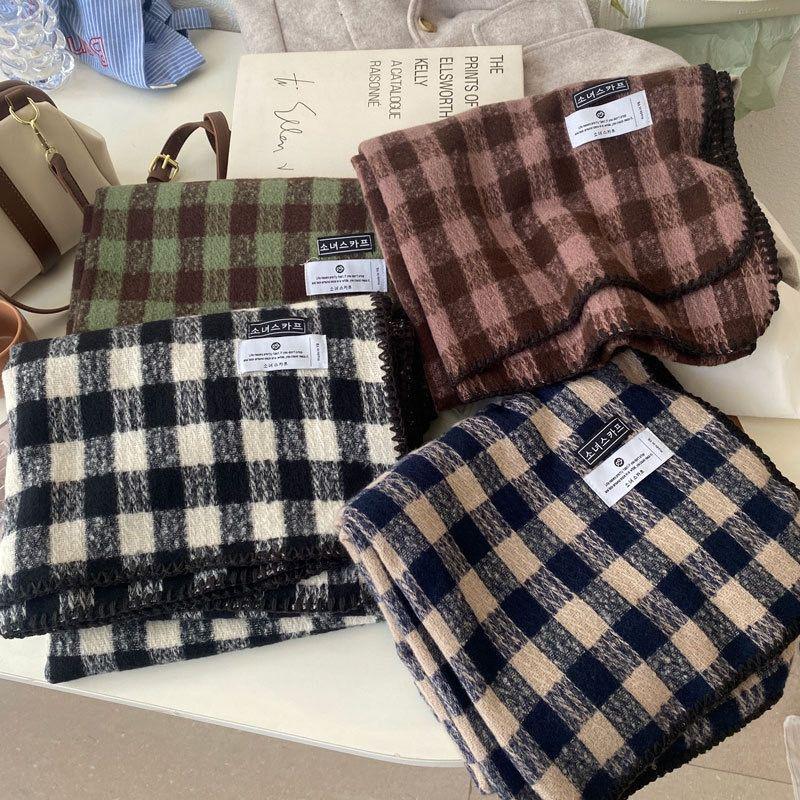 Korean Style Plaid Tassel Scarf – Winter Student Shawl & Warm Bib